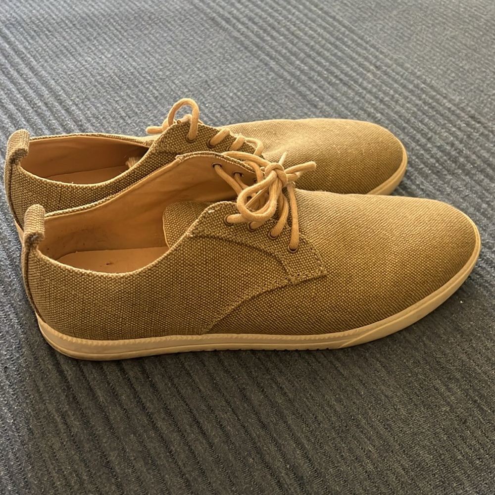 Clae size 9 Ellington Men’s Textile Curry Hemp Oxford Shoes